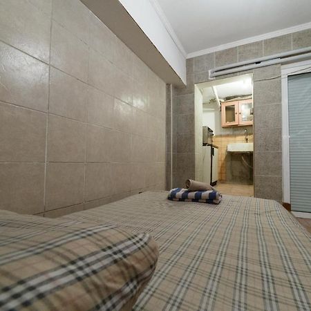 雅典Private Flat For 2 Or 3 With Back Yard Near Exarhia Square And Archaelogical Museum公寓 外观 照片