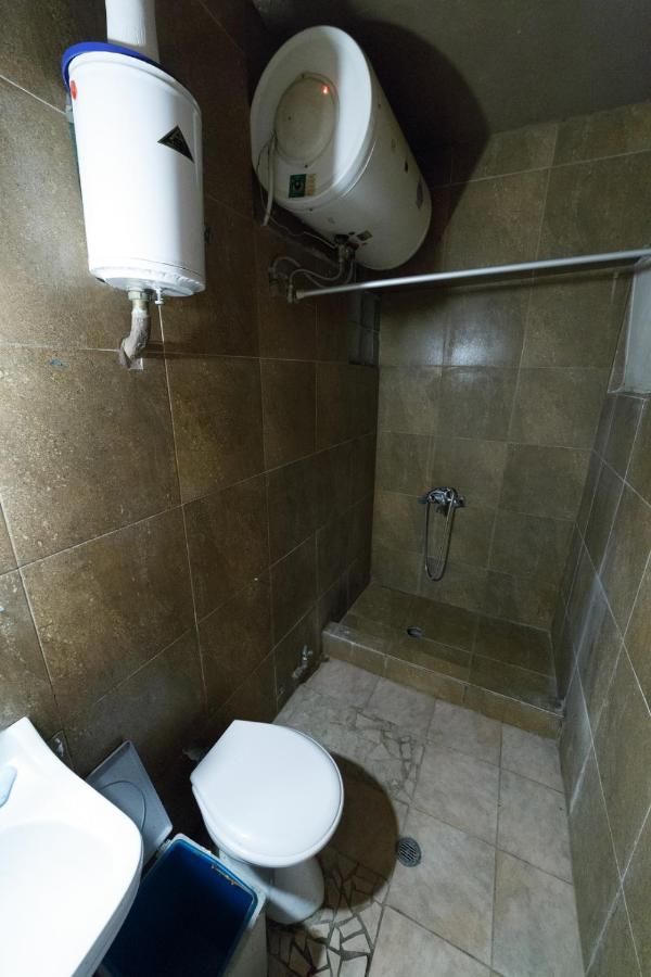 雅典Private Flat For 2 Or 3 With Back Yard Near Exarhia Square And Archaelogical Museum公寓 外观 照片
